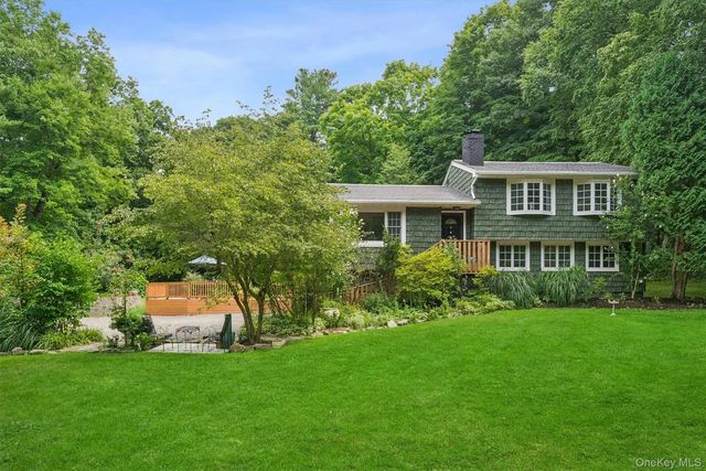 212 Old Albany Post Road, Garrison