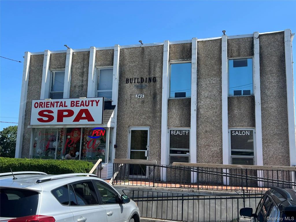 345 Windsor Highway, New Windsor