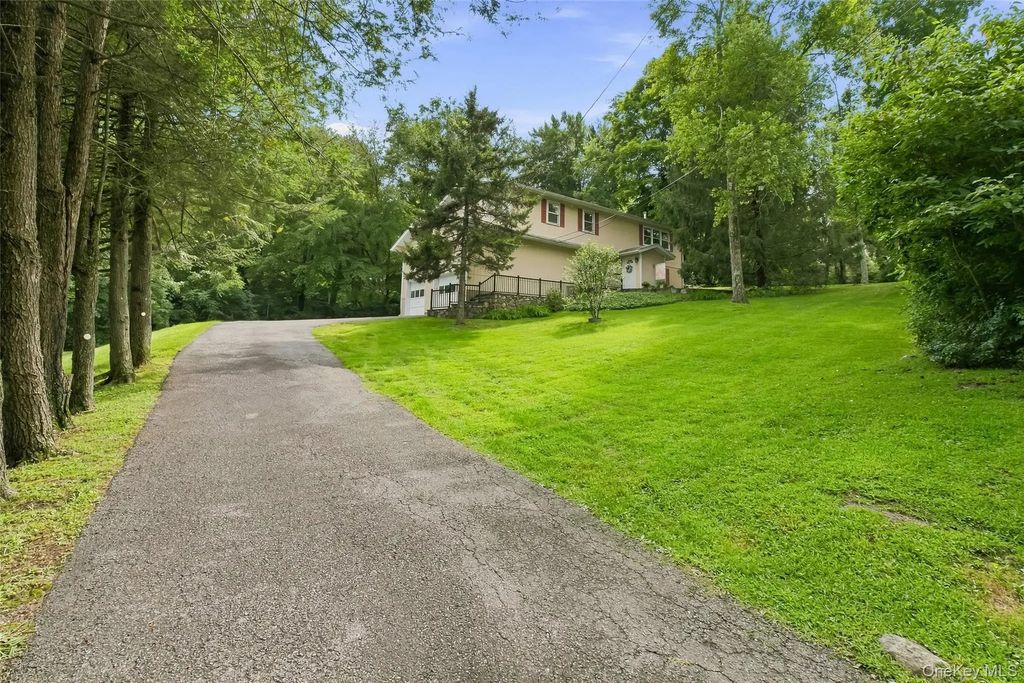 54 Deans Bridge Road, Somers