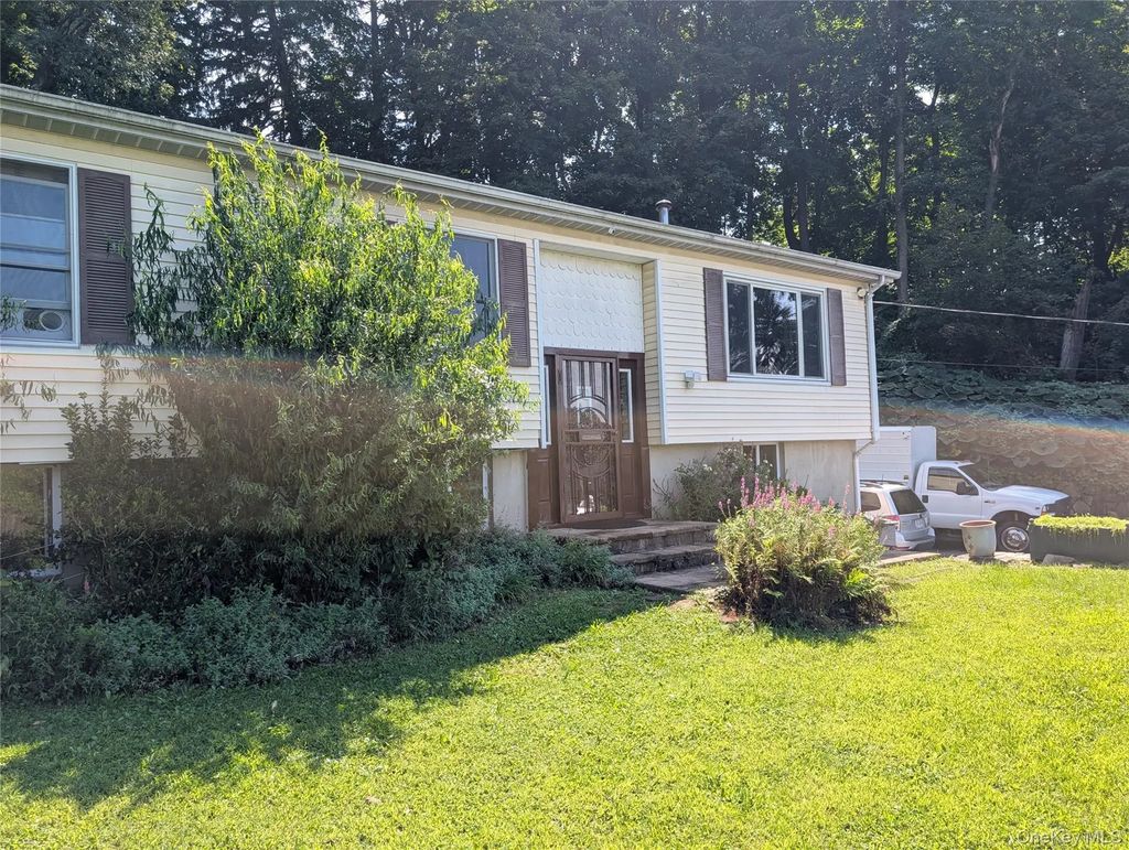 92 Linden Avenue, Ossining