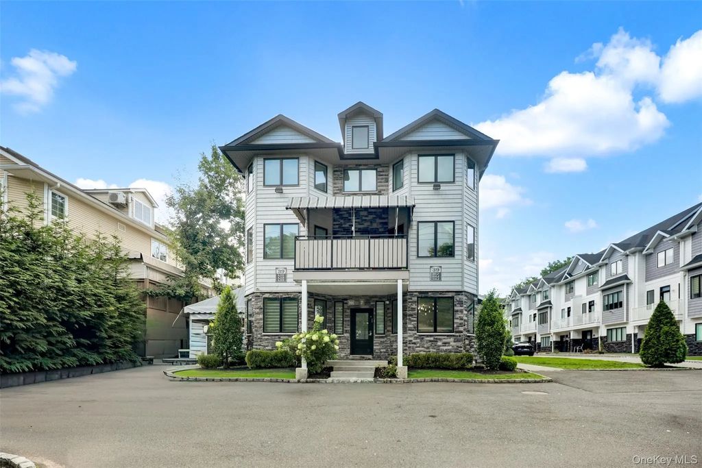 39 Decatur Avenue # 114, Spring Valley