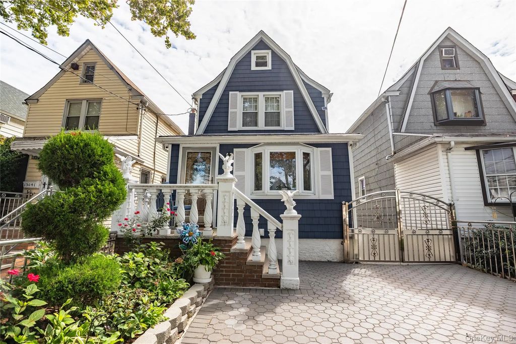13043 Lefferts Boulevard, South Ozone Park