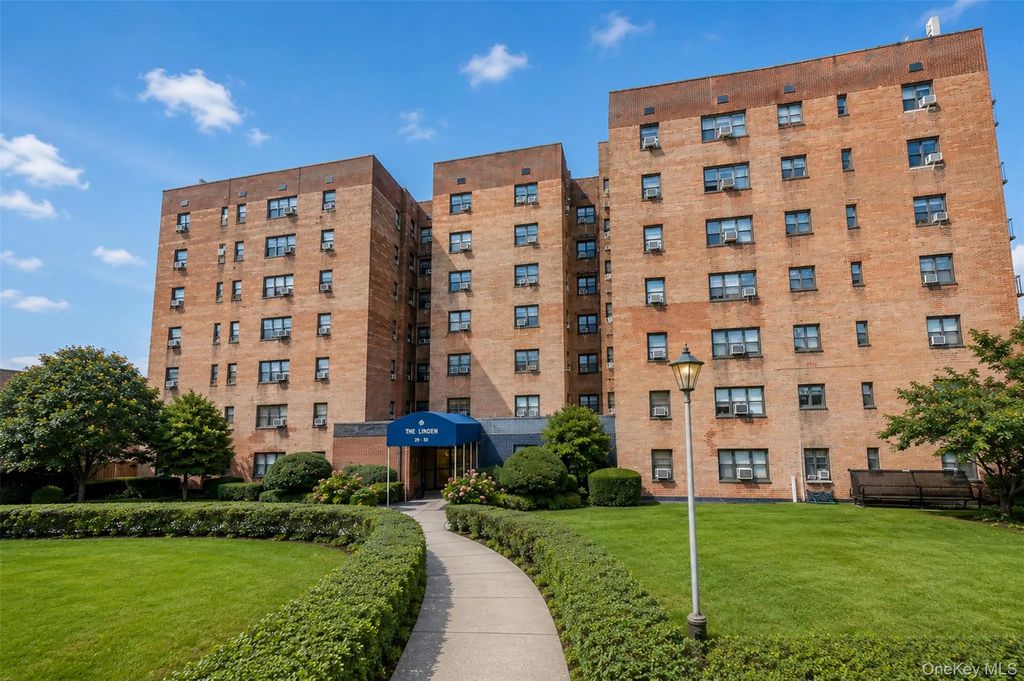 29-30 137th Street # 3k, Flushing
