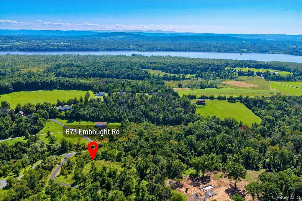 673 Embought Road, Catskill