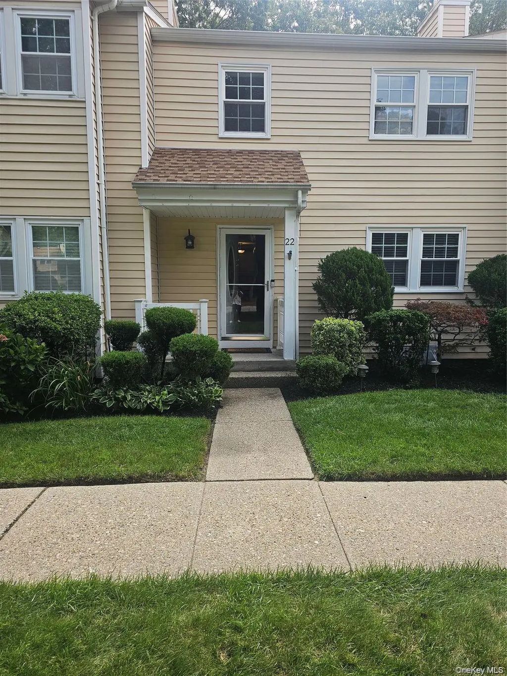 22 Chase Commons, Yaphank