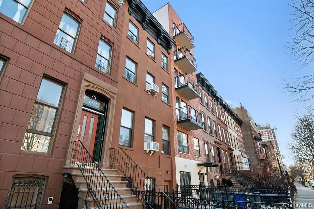 2117 5 Avenue, New York (Manhattan)