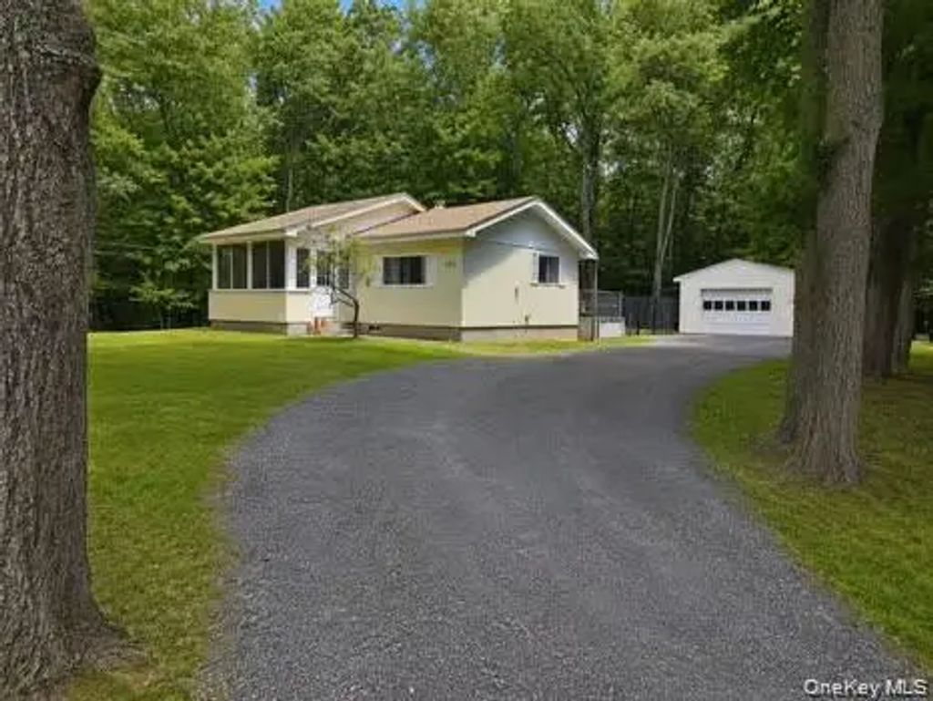 130 Whitlock Road, Otisville