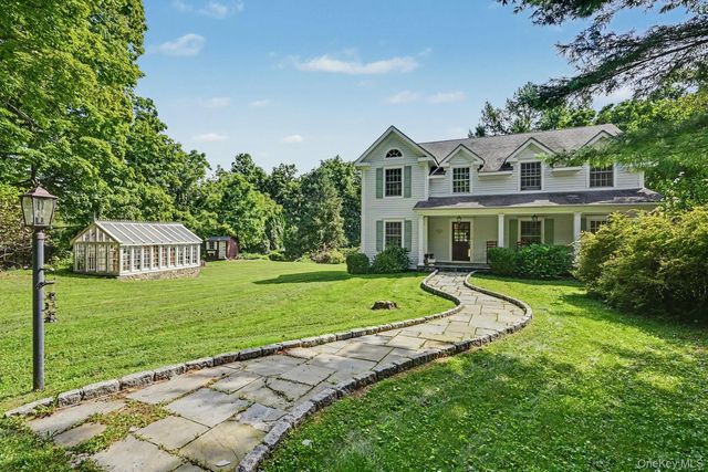 154 Cherry Hill Road, Mahopac