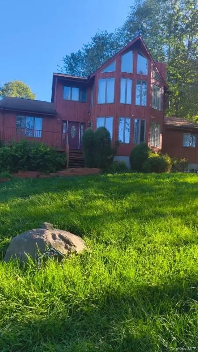 85 Northview Drive, Mahopac