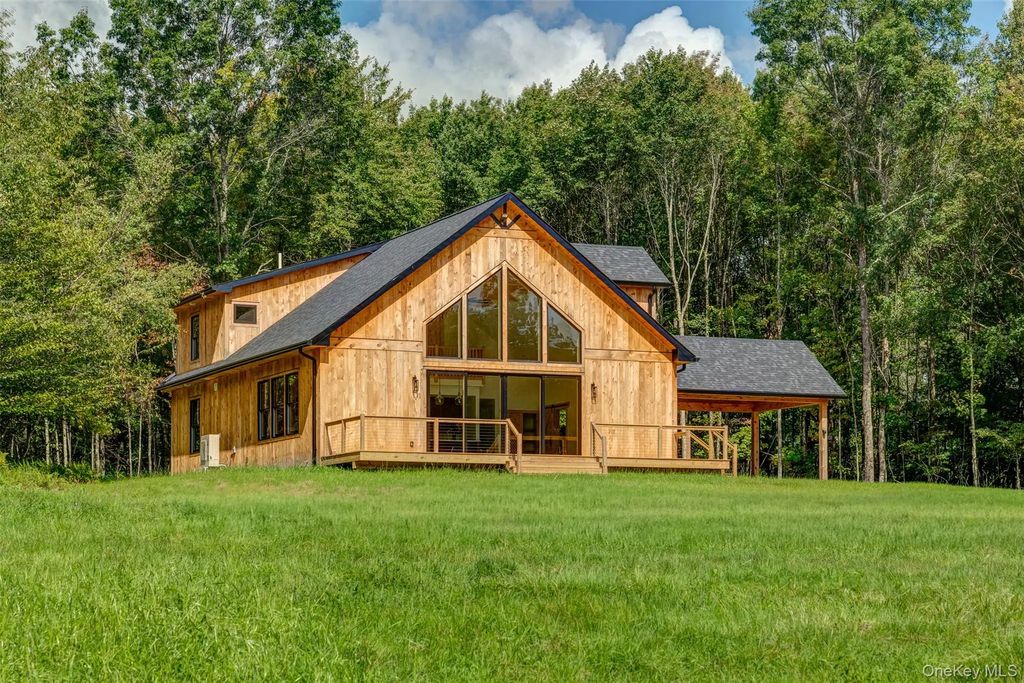 184 Mahls Pond Road, Narrowsburg