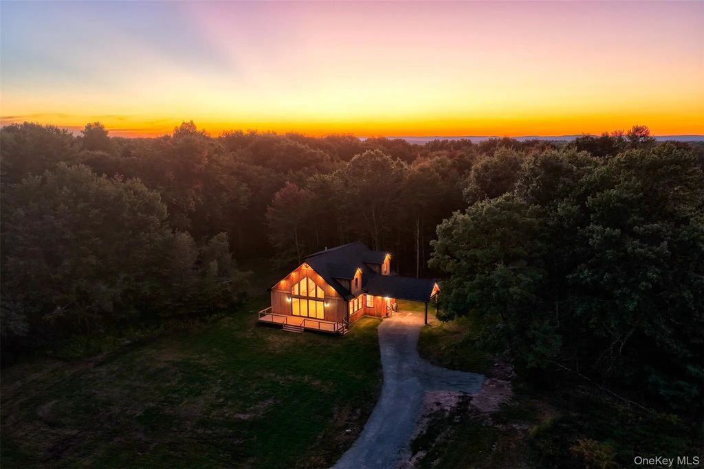 184 Mahls Pond Road, Narrowsburg