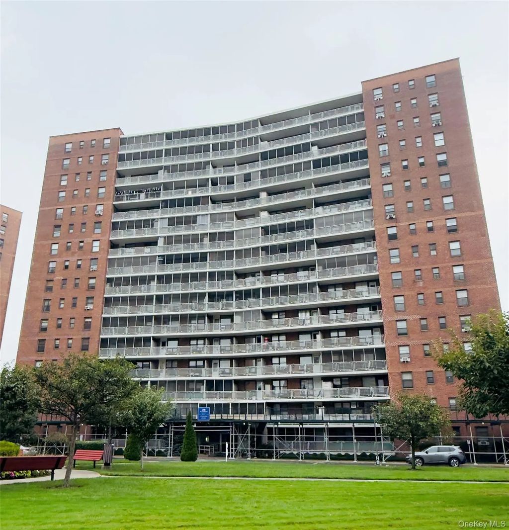 61-35 98 Street # 10n, Rego Park