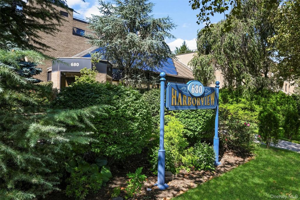680 W Boston Post Road # 3a, Mamaroneck
