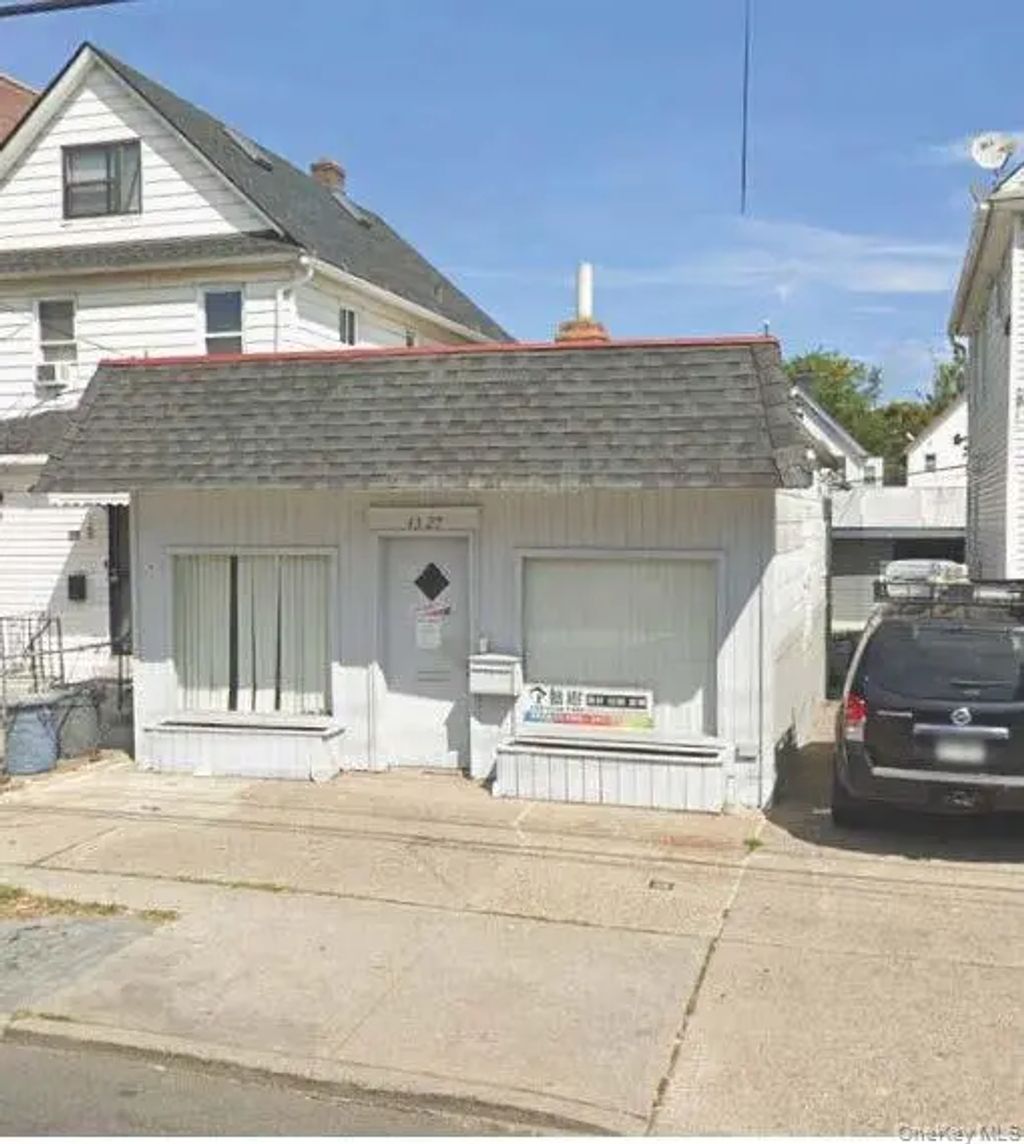 43-27 Bowne Street # Bb, Flushing