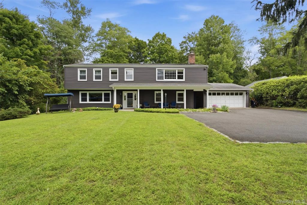 46 Truesdale Lake Drive, South Salem