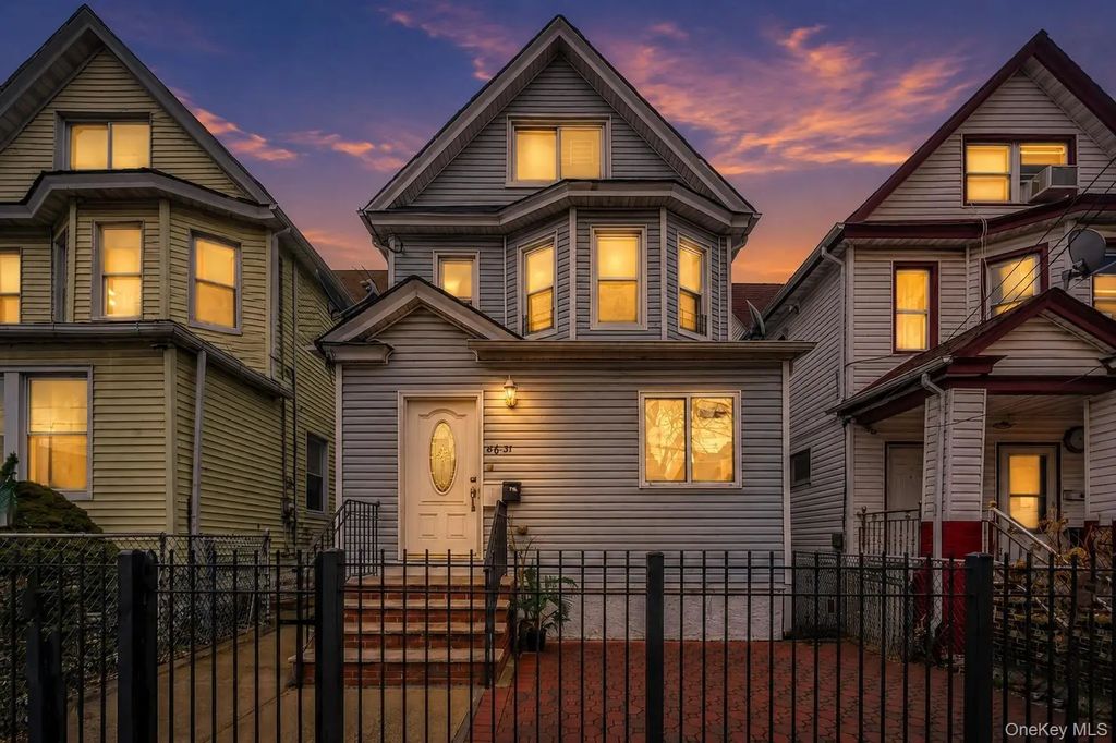 8631 131st Street, Richmond Hill