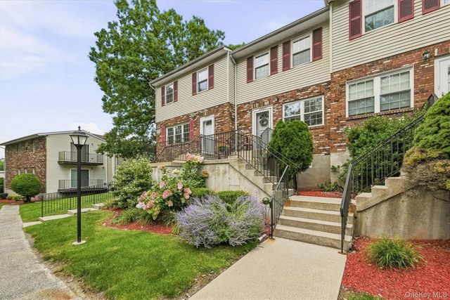 276 Temple Hill Road # 2002, New Windsor