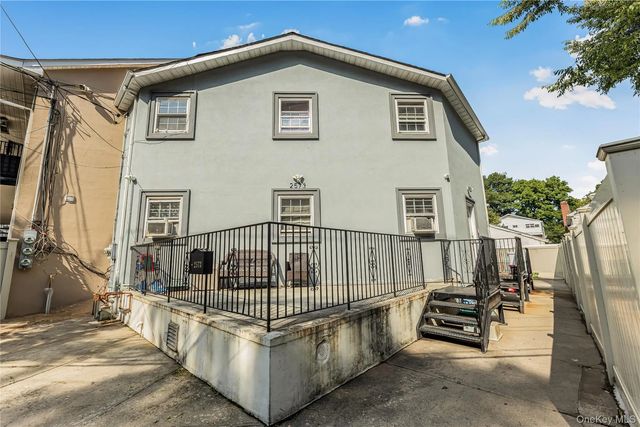 Photo of Listing #1045453