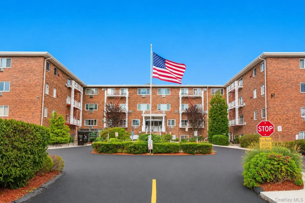 838 Pelhamdale Avenue # 2h, New Rochelle