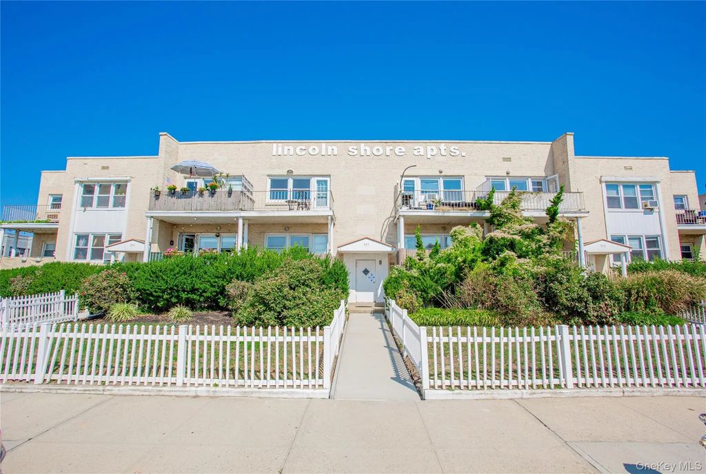 345 Shore Road # 2e, Long Beach