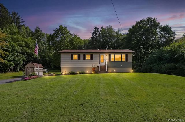158 Bower Road, Poughkeepsie
