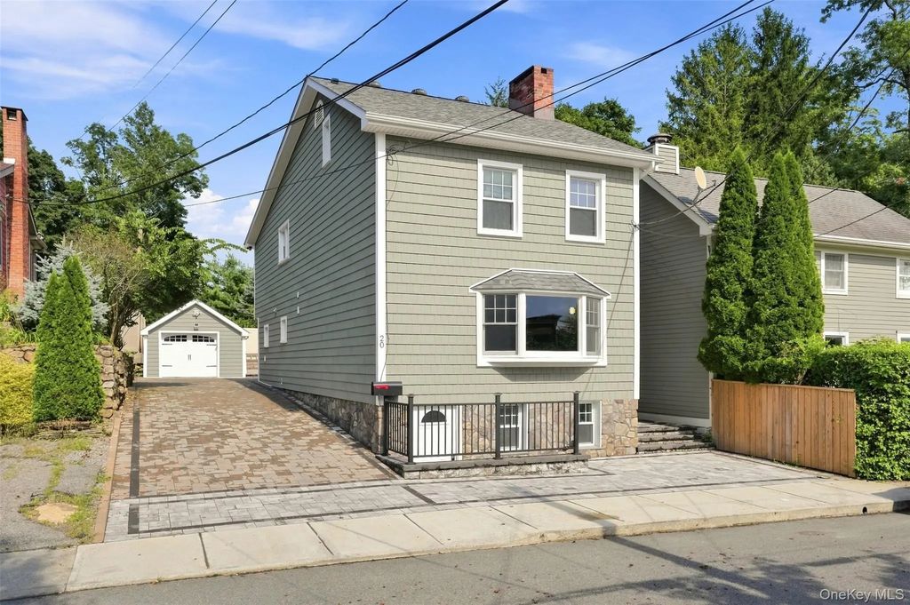 20 Division Street, Cold Spring