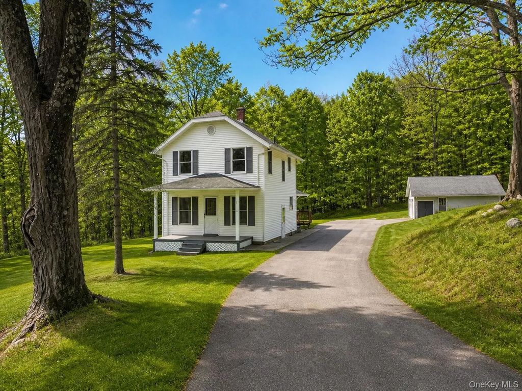 12 Old Turnpike Road, Bloomingburg