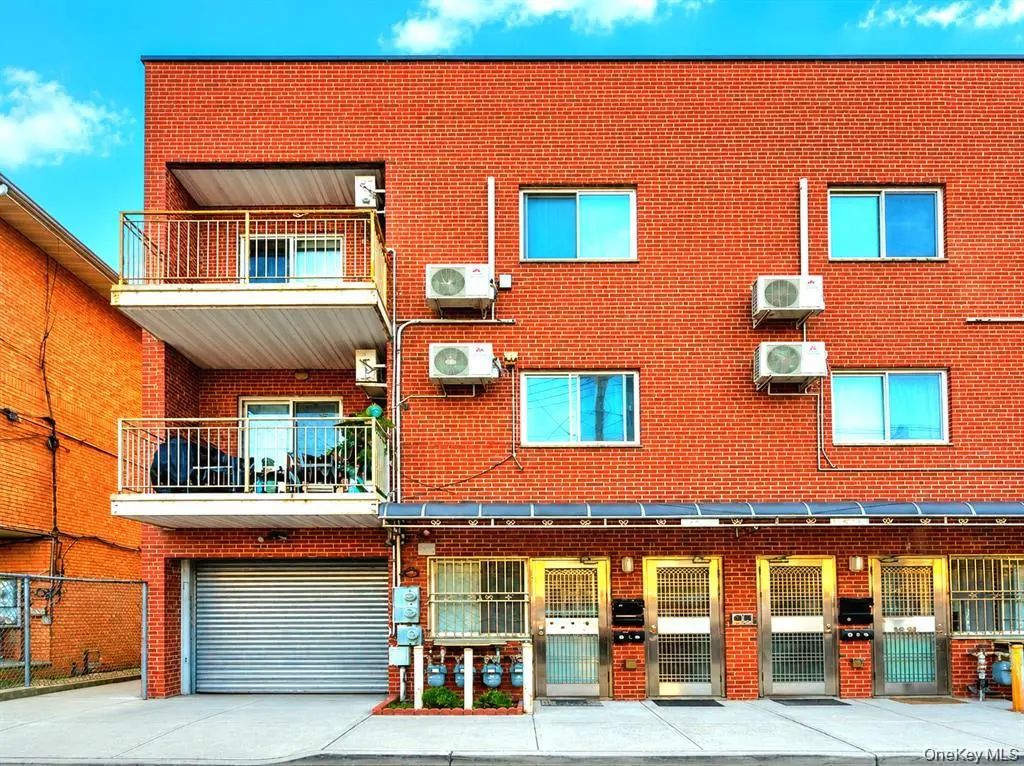 4210 164 Street, Flushing