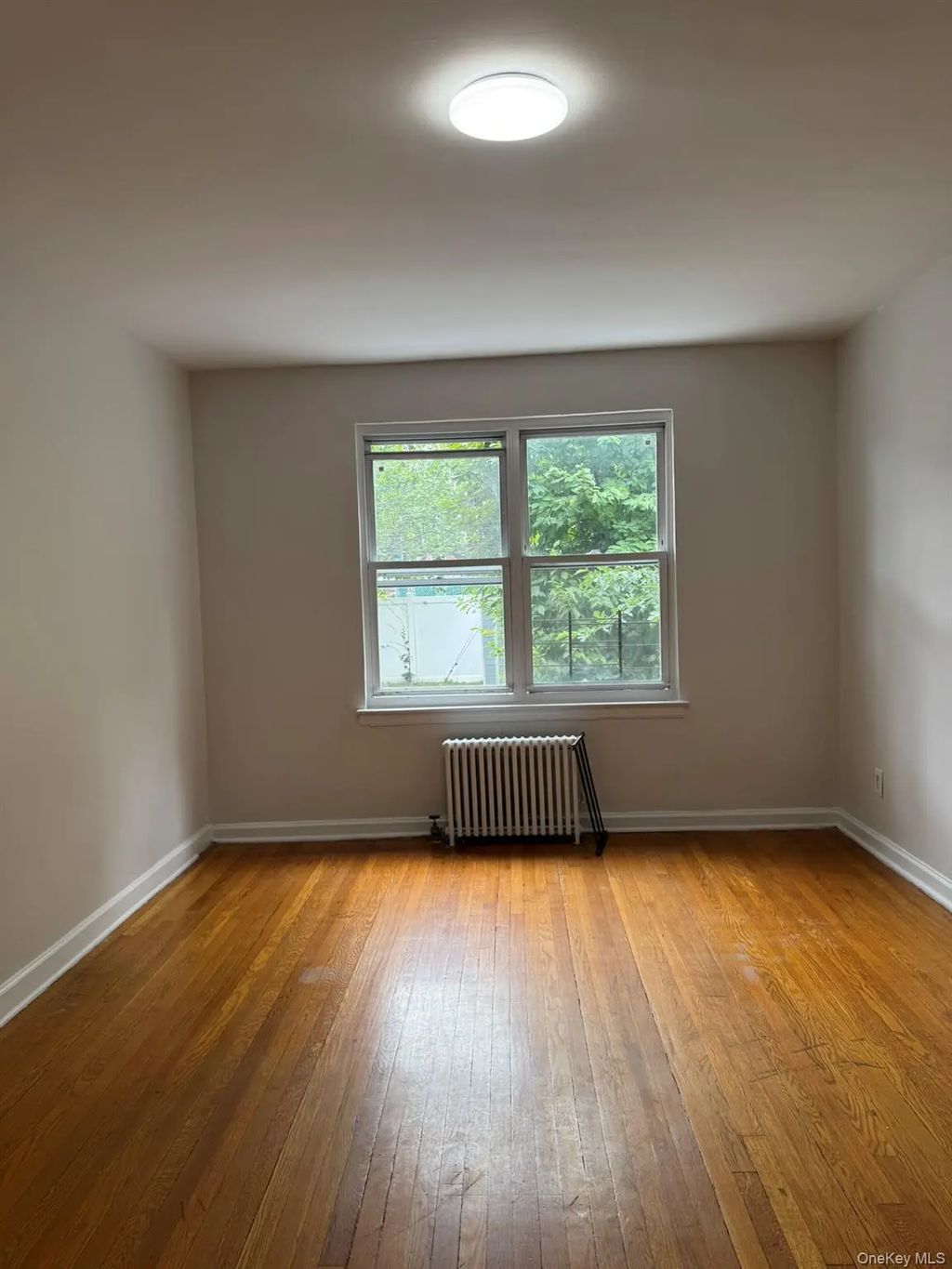 14014 Jewel Avenue, Flushing