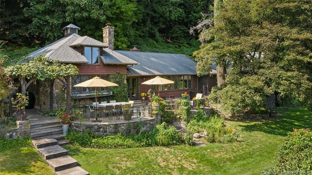 924 Route 9w S, Nyack