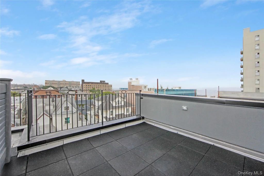 163 Beach 96th Street # 4a, Rockaway Beach