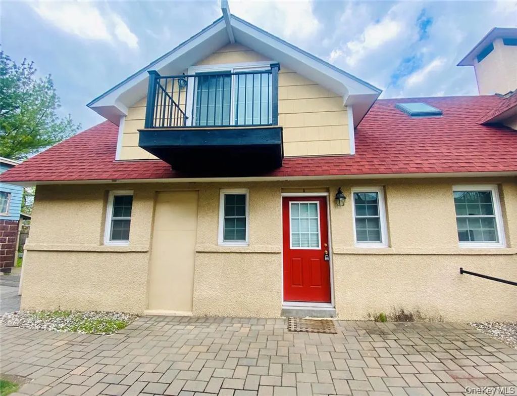 73 Webster Ave # A, Goshen