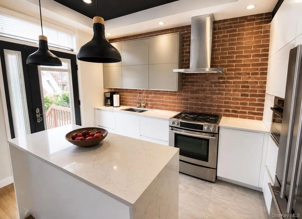 7822 81st Street # 1, Ridgewood