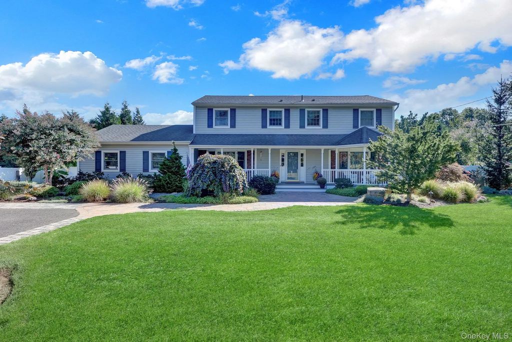 15 Wiigs Road, Nesconset