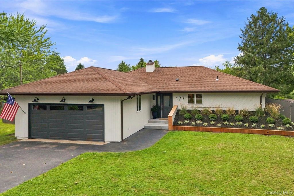 177 Herricks Lane, Jamesport