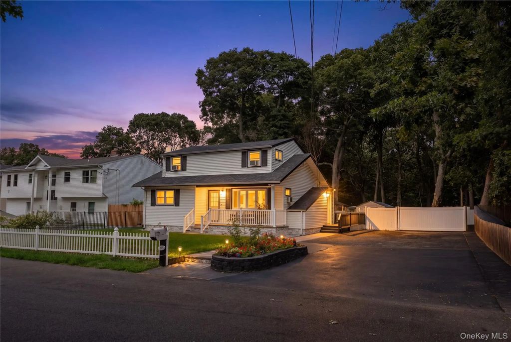 65 Carr Lane, Coram