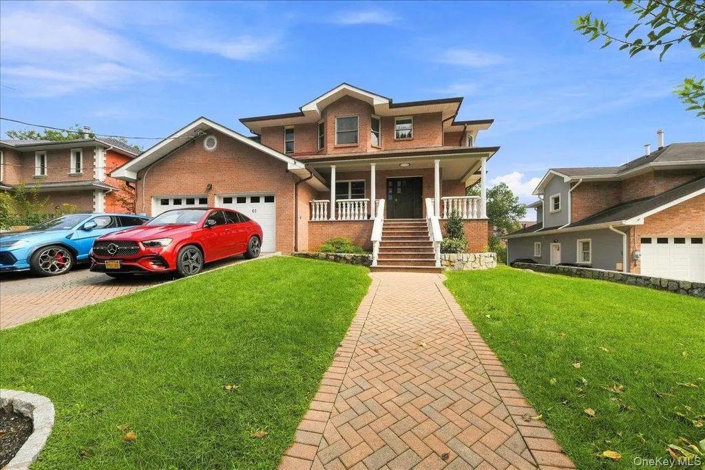 65 Wildway, Bronxville