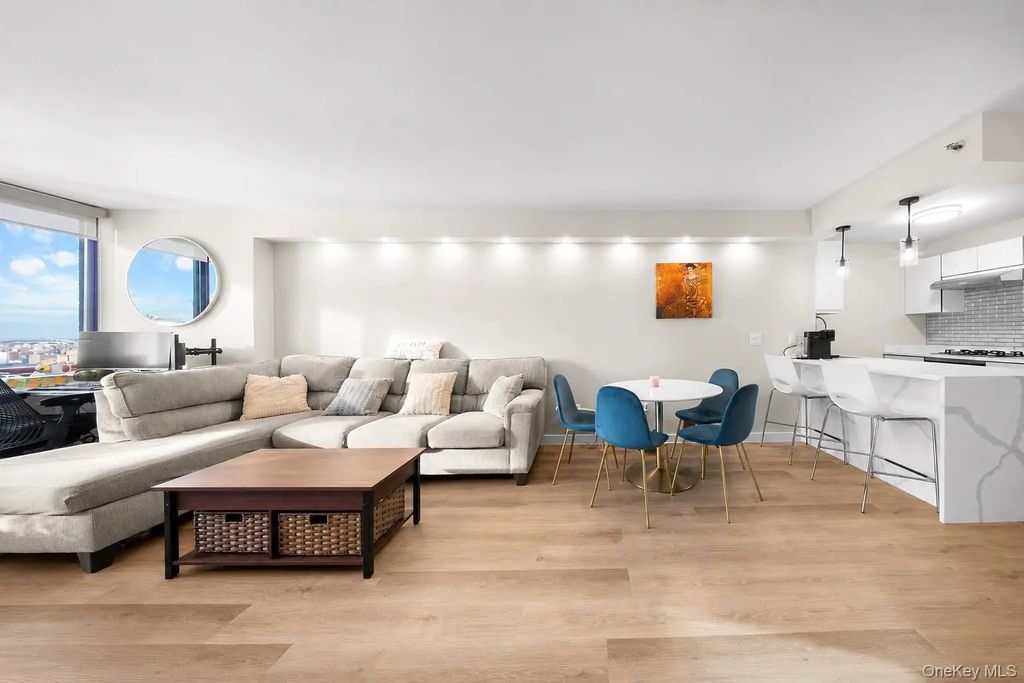 474 48th Avenue # 35e, Long Island City