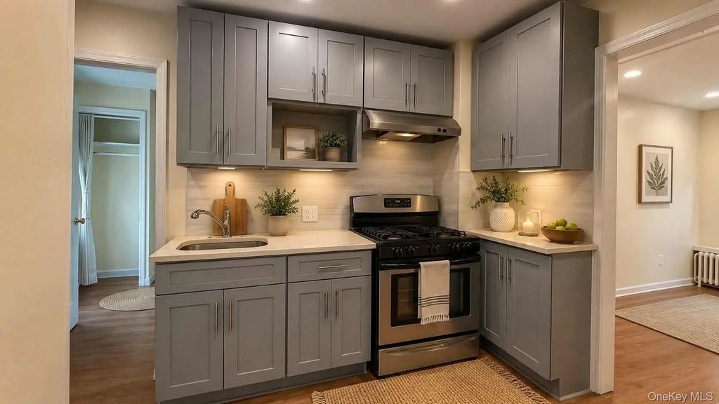 22 Ford Street # 2, Glen Cove