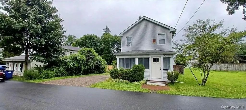 12 Elizabeth Street, Red Hook