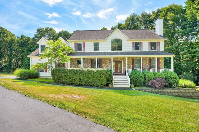 41 Lindy Drive, Carmel