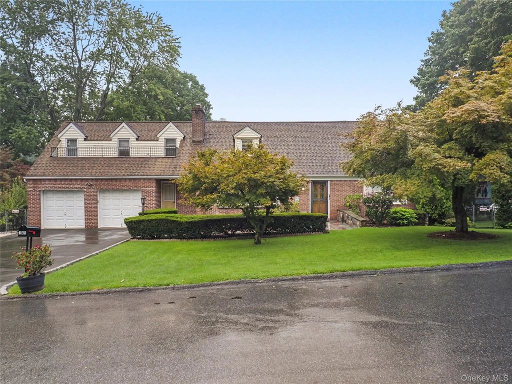 145 Arthur Avenue, Thornwood