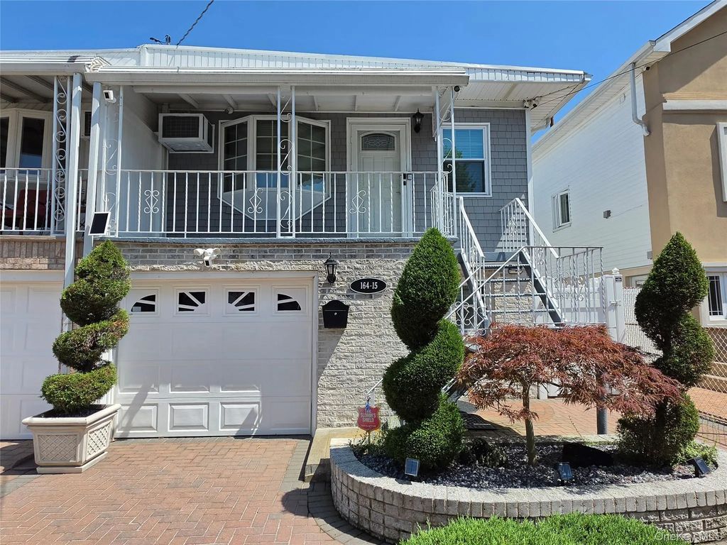 164-15 98th Street, Howard Beach