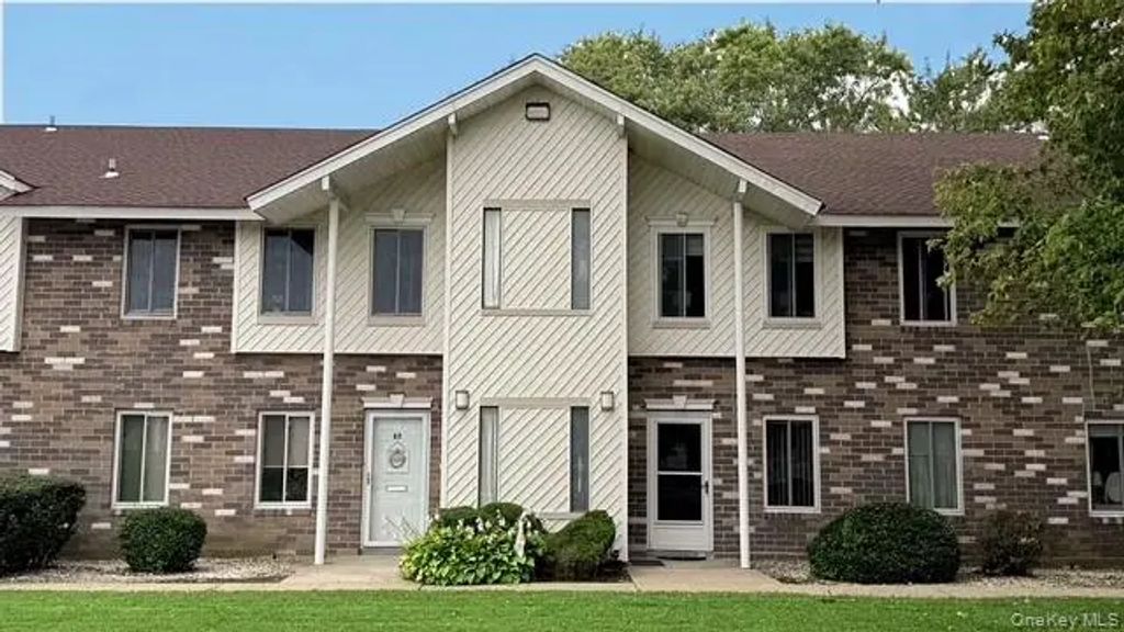 5 El Camino Court # 5, Coram