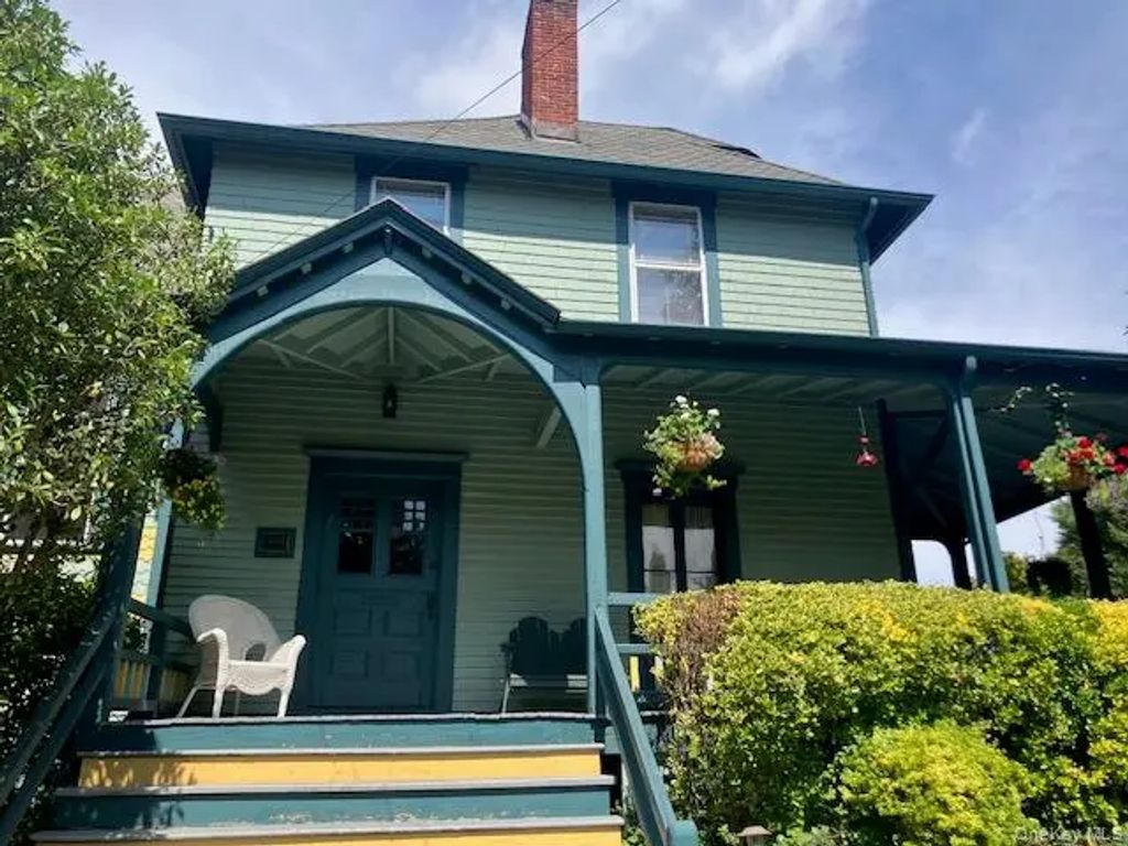 332 Franklin Avenue # 1, Sea Cliff
