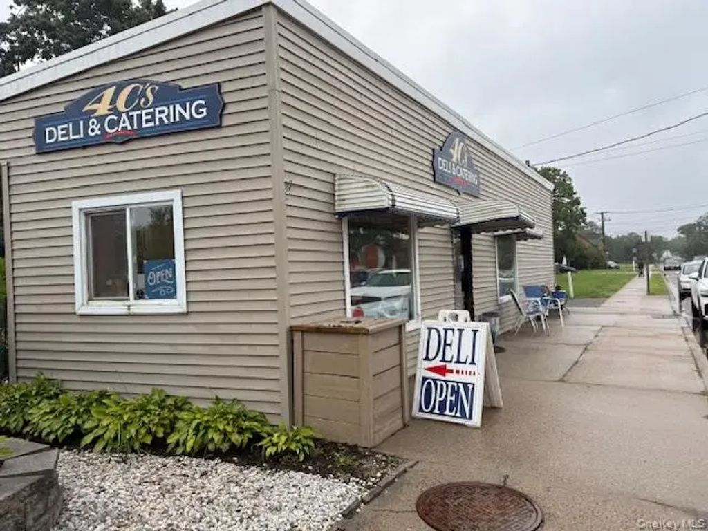 511 Northville Turnpike, Riverhead