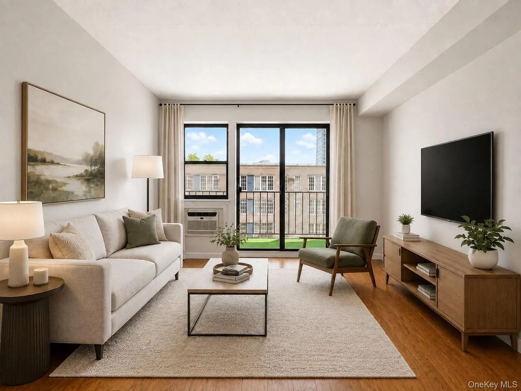 13935 35th Avenue # 4b, Flushing