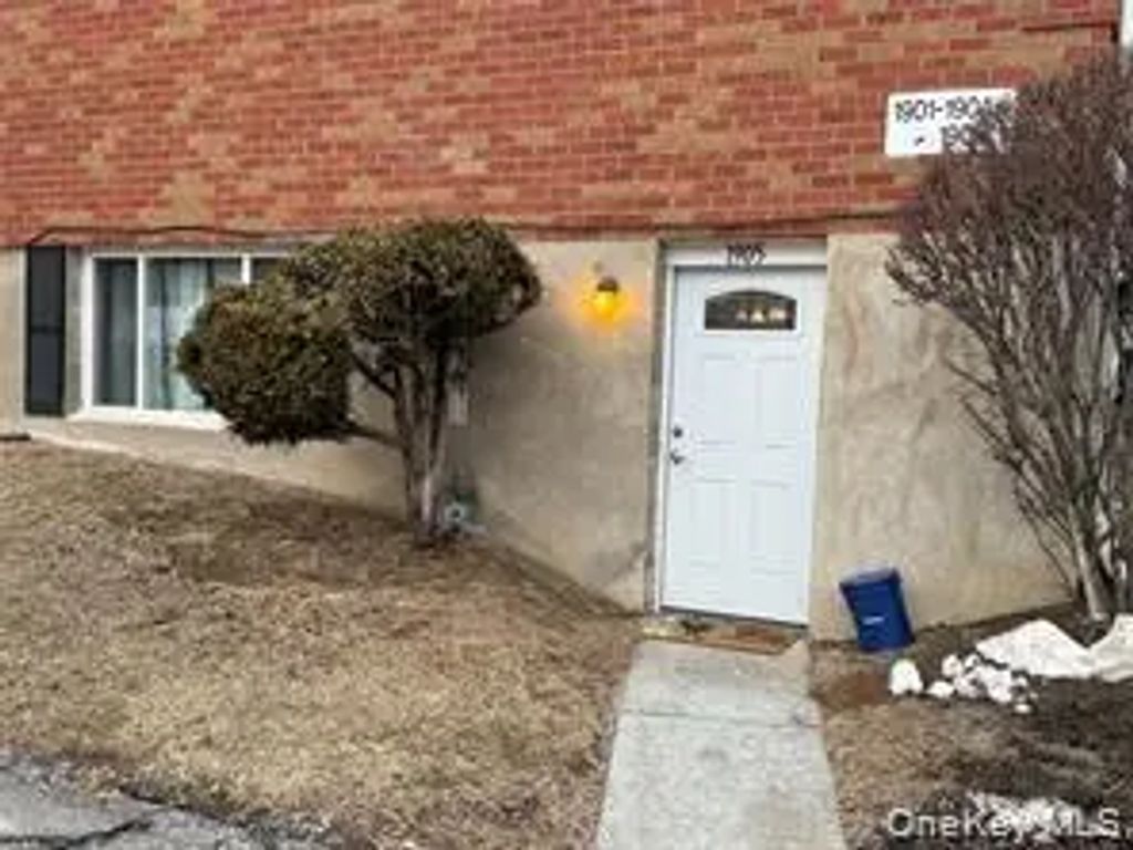 1905 Parr Lake Drive # 19e, Newburgh