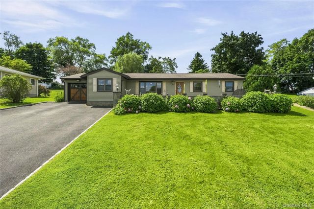 28 Hilltop Drive, Mahopac
