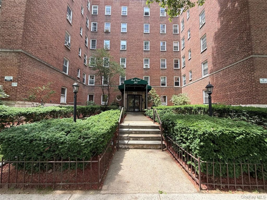 765 Bronx River # 3f, Bronxville